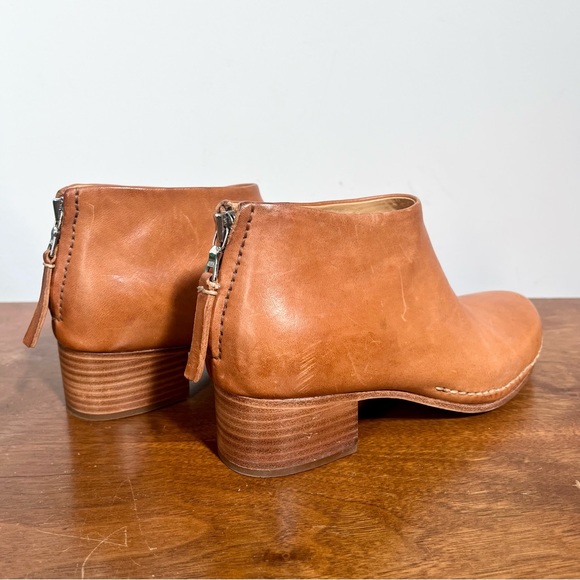 FEIT Ceremonial Mid-Heel Boots - Picture 4 of 9